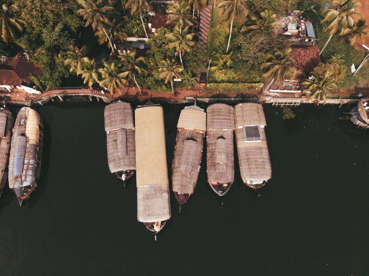 Kera Houseboats Alleppey *