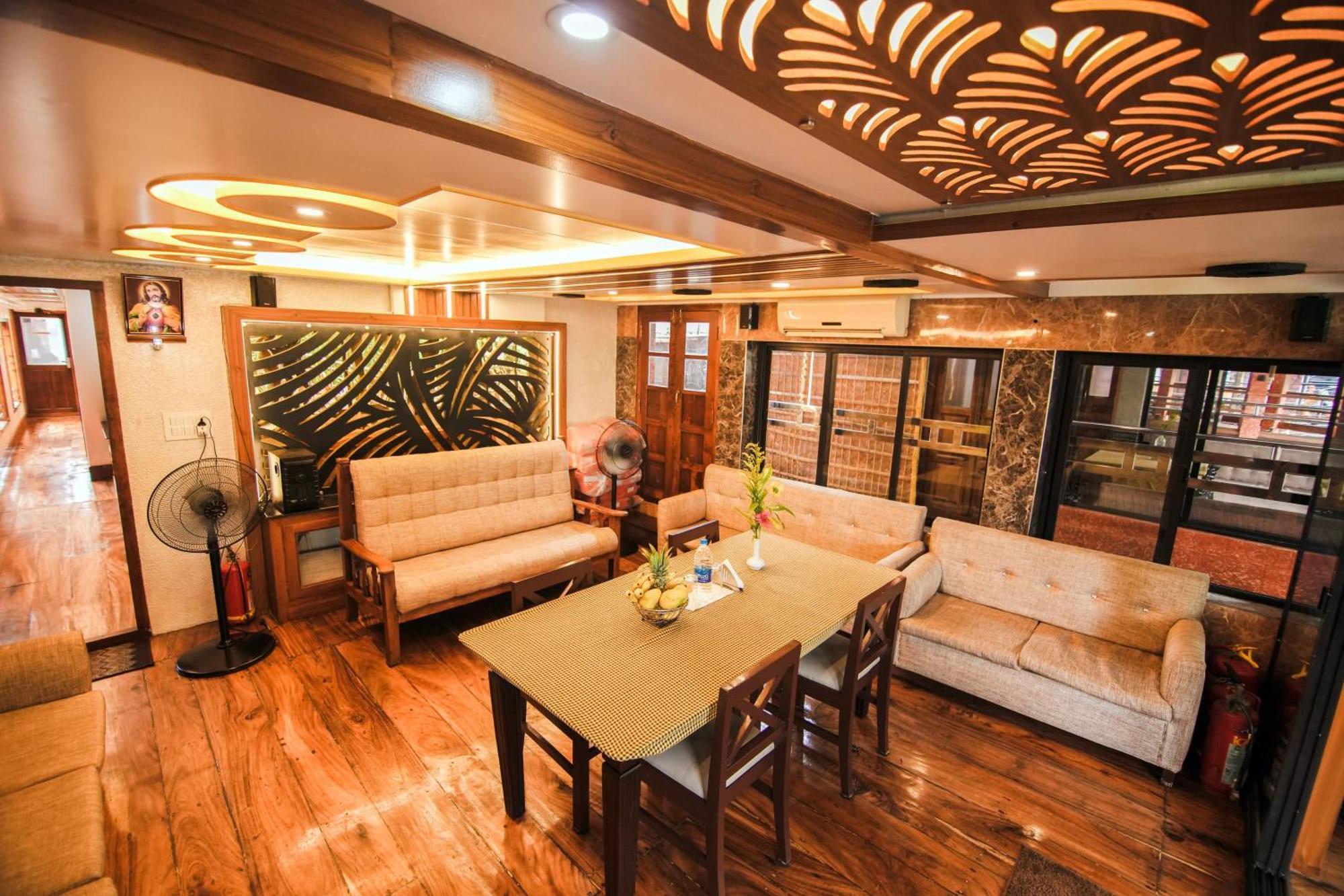 Botel Kera Houseboats Alleppey Alappuzha