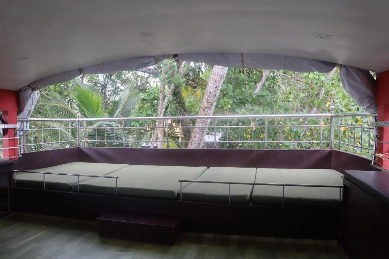 Kera Houseboats Alleppey
