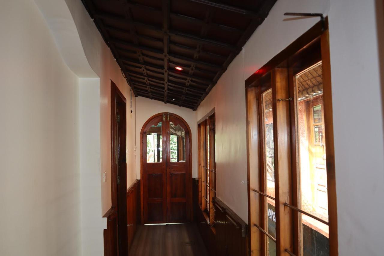 Kera Houseboats Alleppey Alappuzha